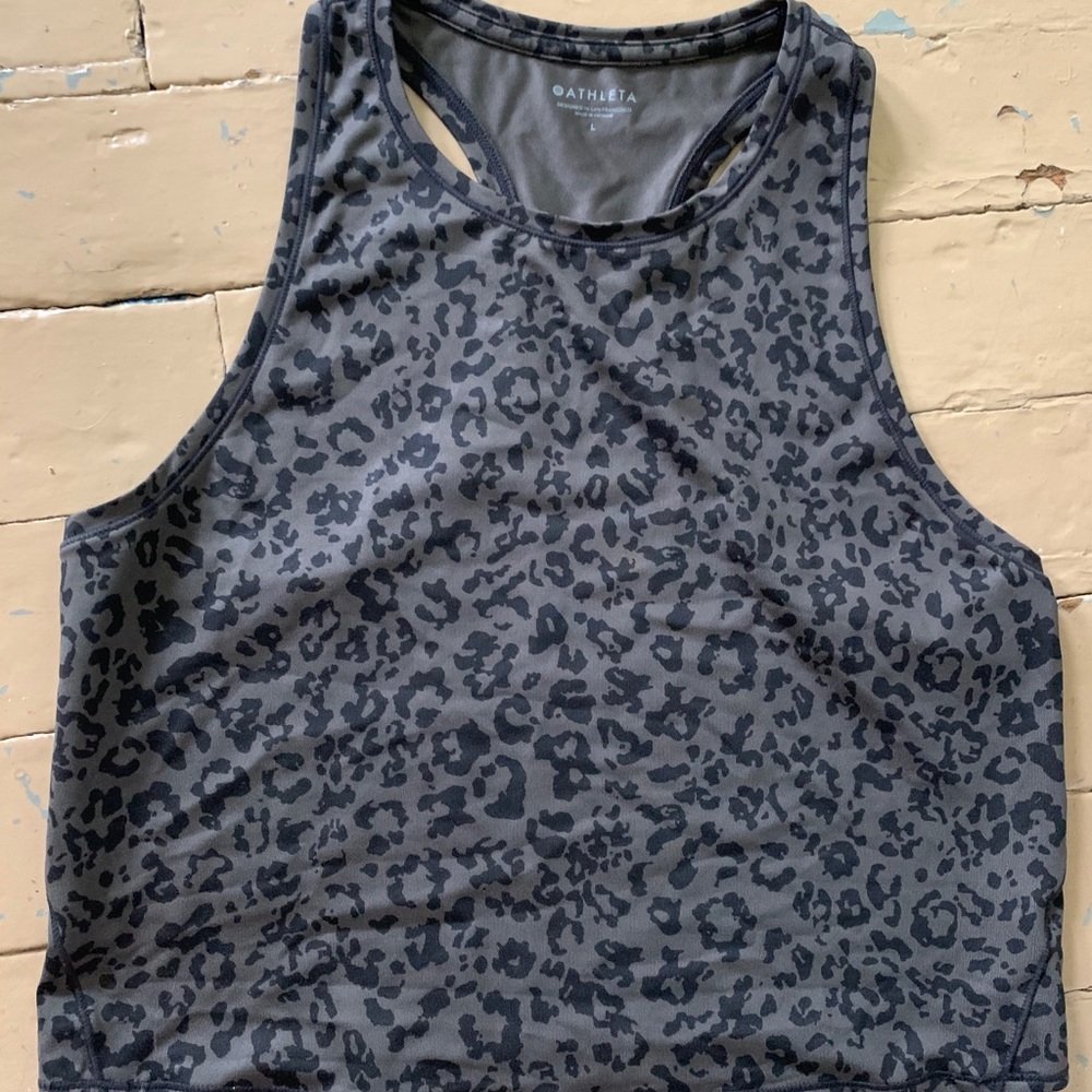 Athleta Leopard cropped tank- L